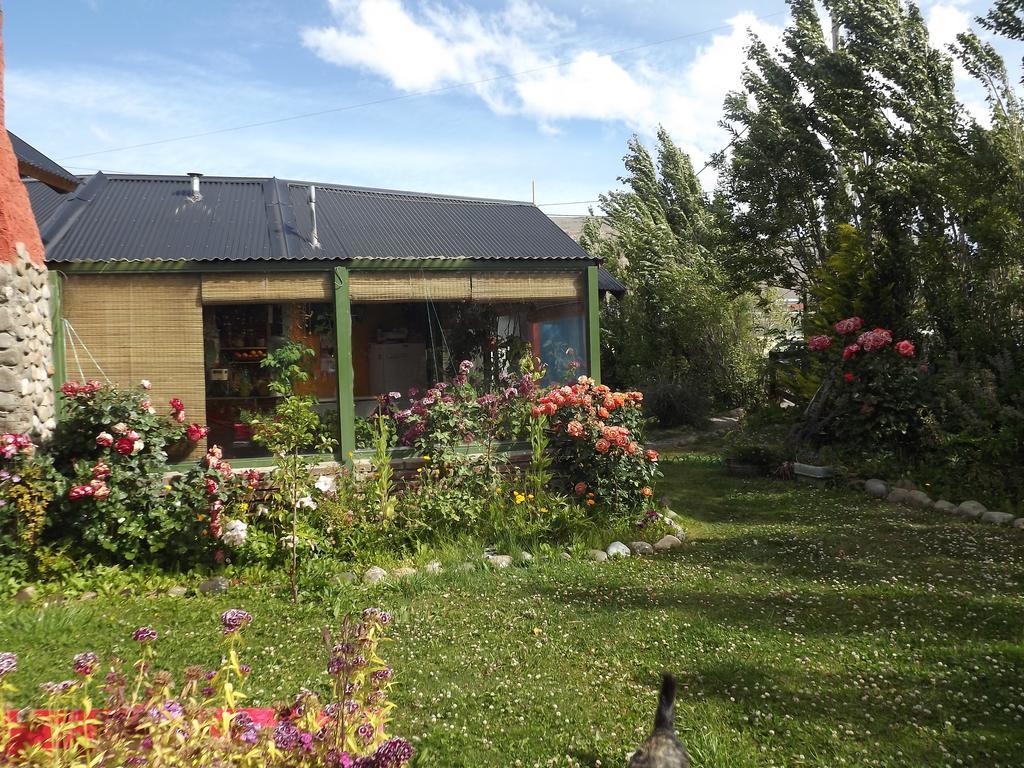 Kiritina'S House Homestay El Calafate Buitenkant foto